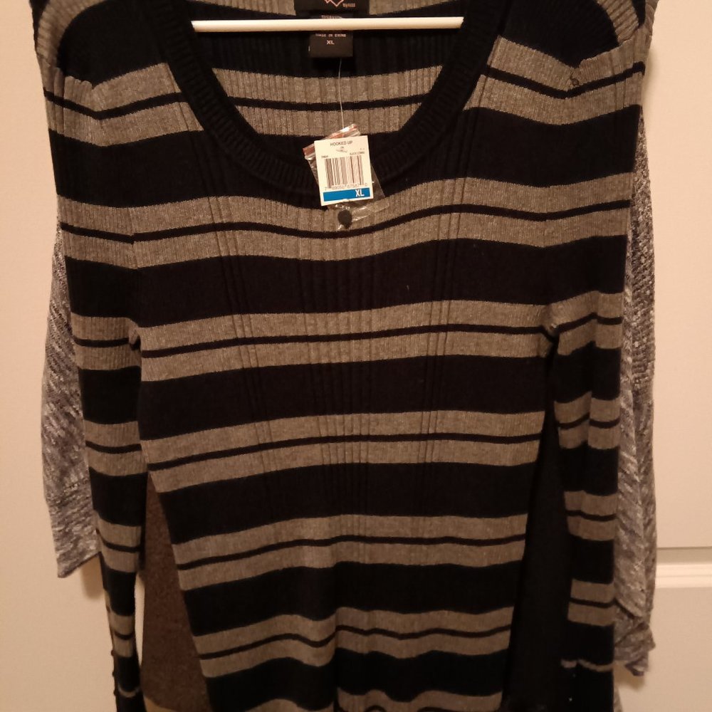 Long sleeve sweater